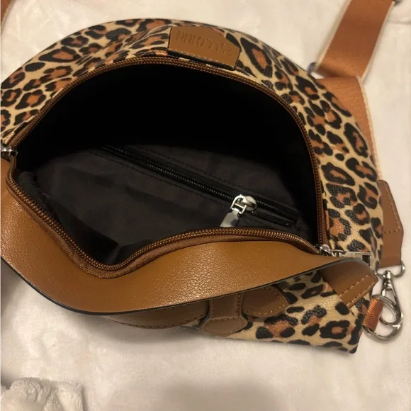 Leopard print bum bag - Picture 5 of 5